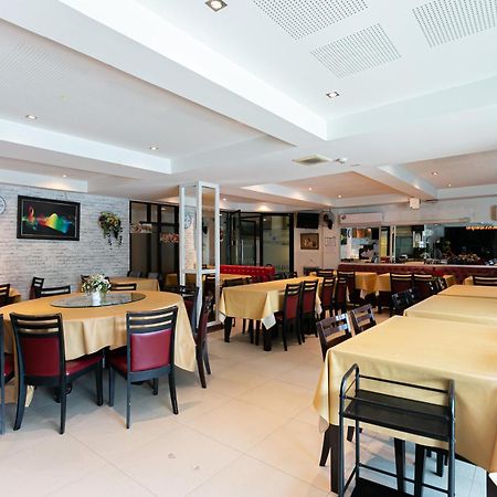 Grand Ratchapruek Hotel Pak Kret Esterno foto