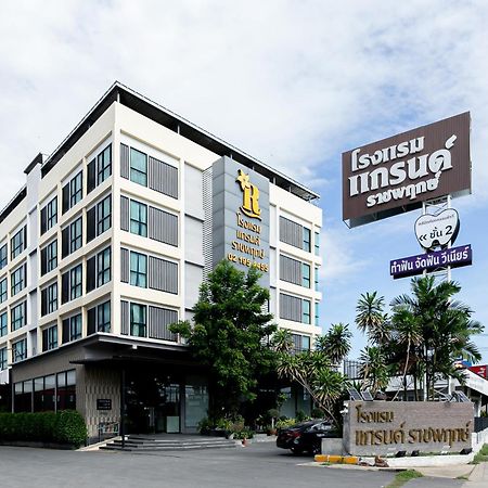 Grand Ratchapruek Hotel Pak Kret Esterno foto
