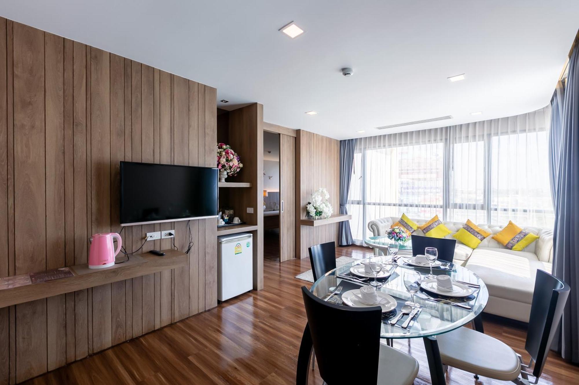 Grand Ratchapruek Hotel Pak Kret Esterno foto