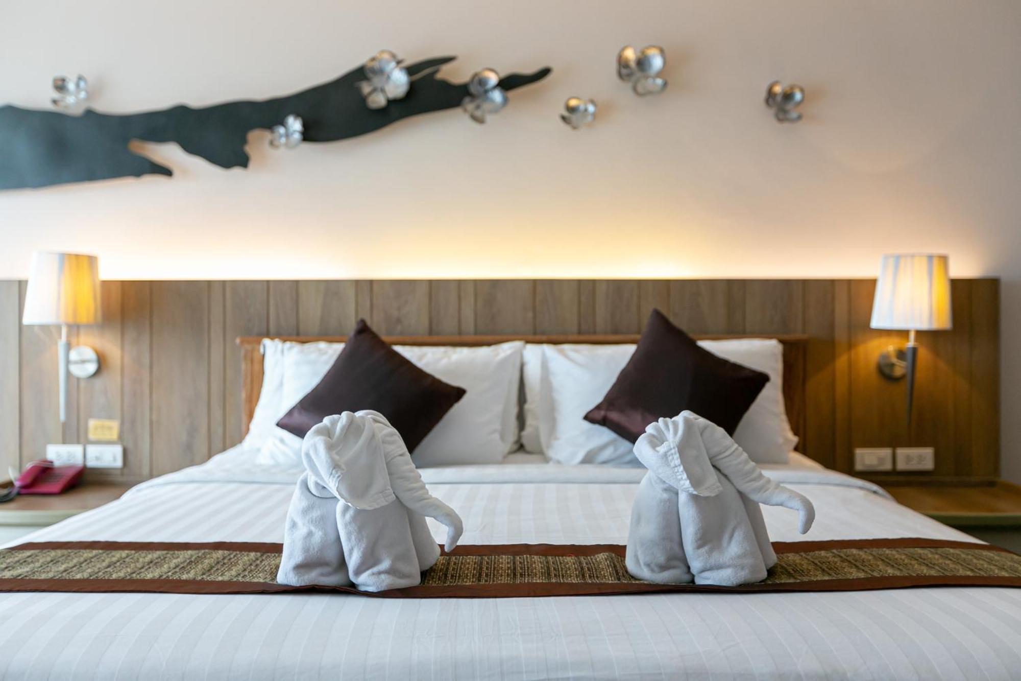 Grand Ratchapruek Hotel Pak Kret Esterno foto