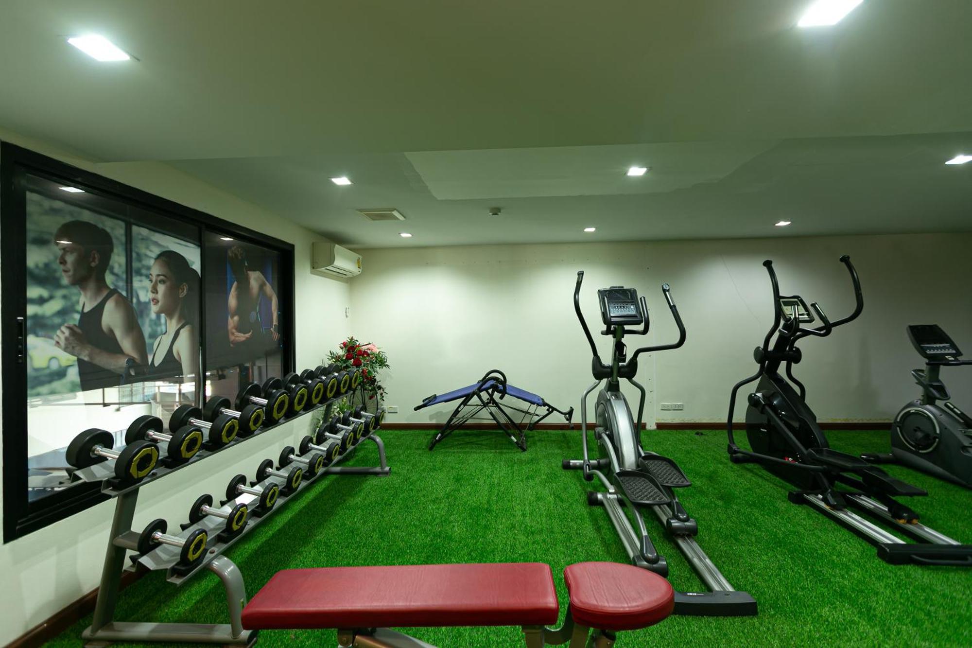 Grand Ratchapruek Hotel Pak Kret Esterno foto