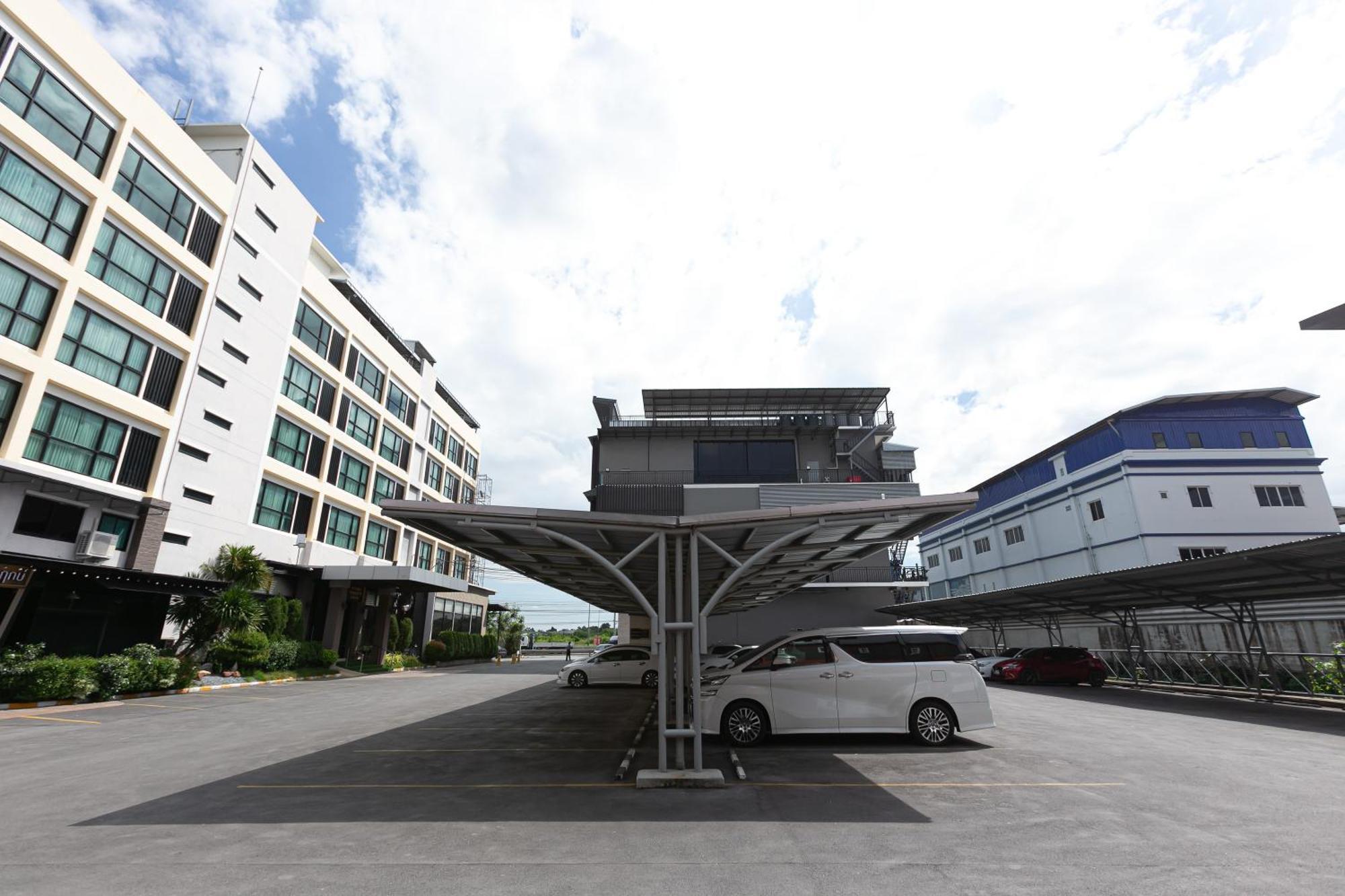 Grand Ratchapruek Hotel Pak Kret Esterno foto