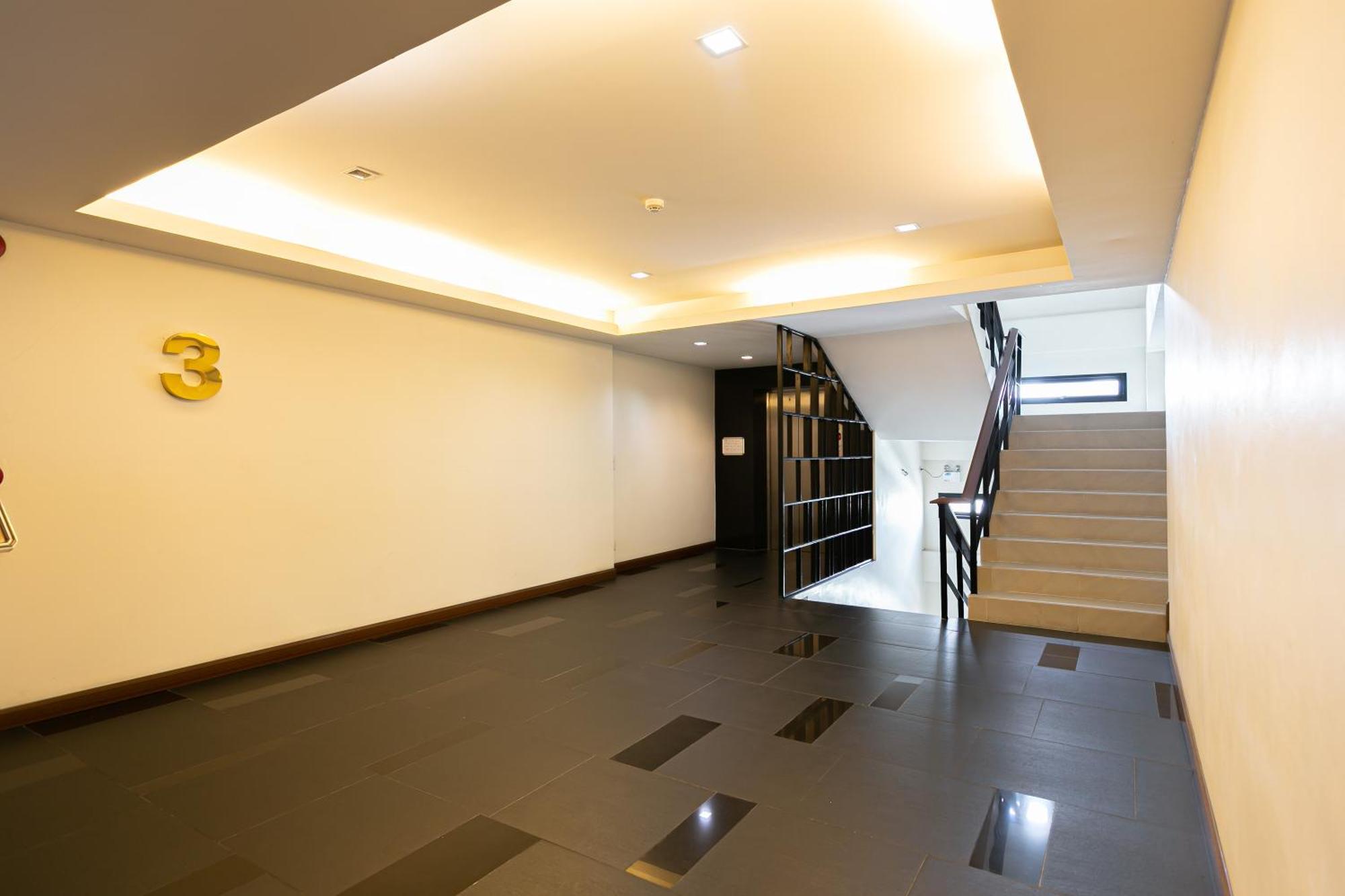 Grand Ratchapruek Hotel Pak Kret Esterno foto