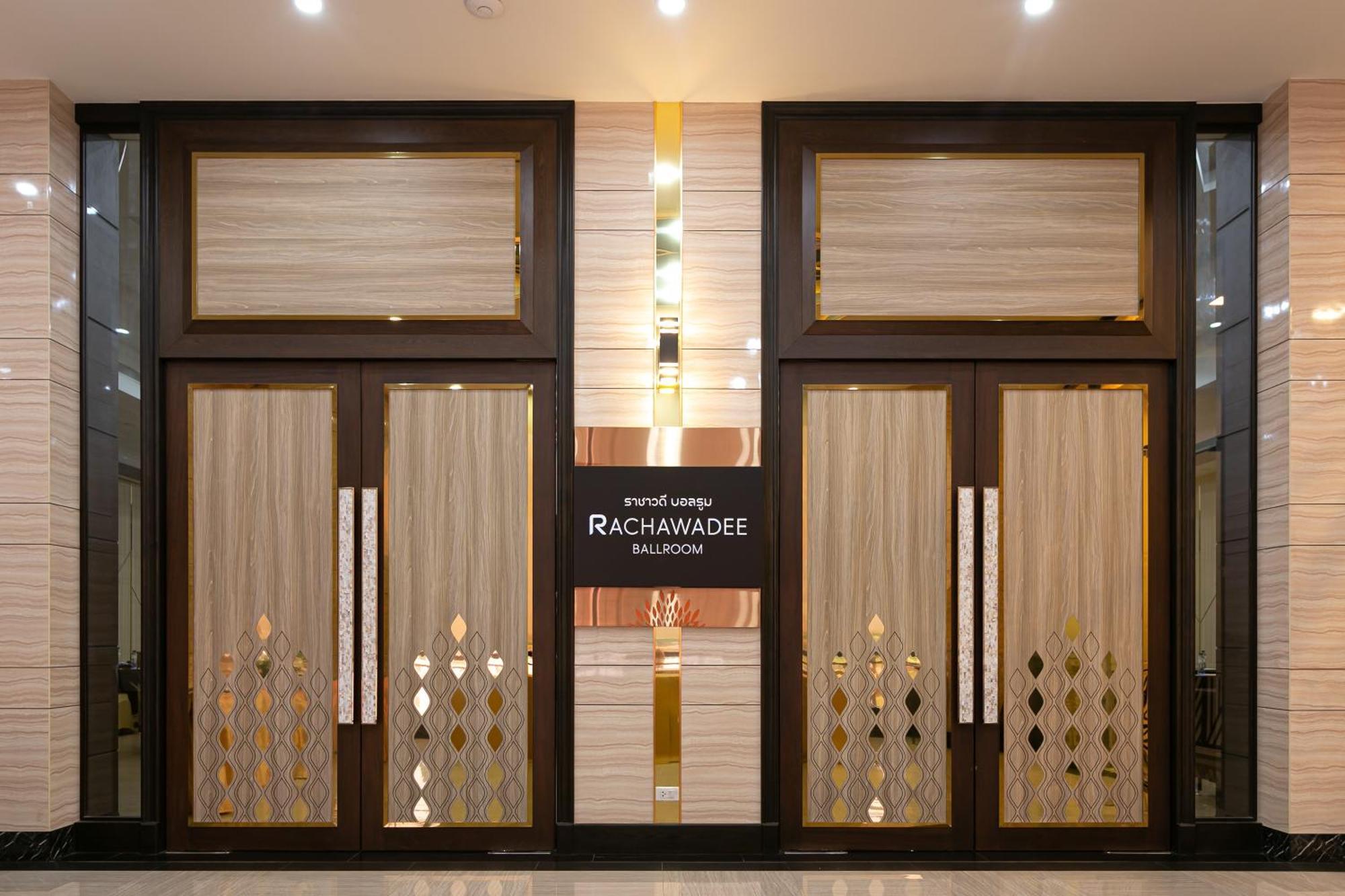 Grand Ratchapruek Hotel Pak Kret Esterno foto